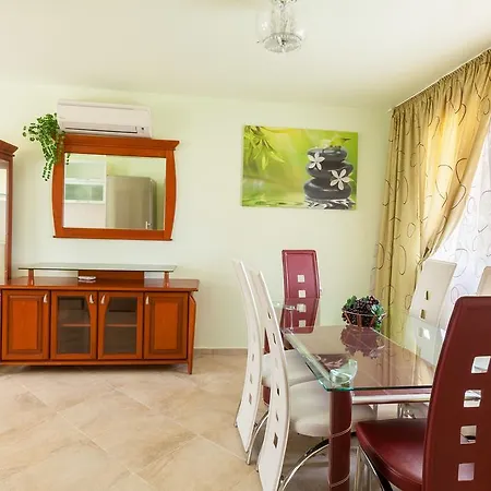 Victoria Residences 포마리