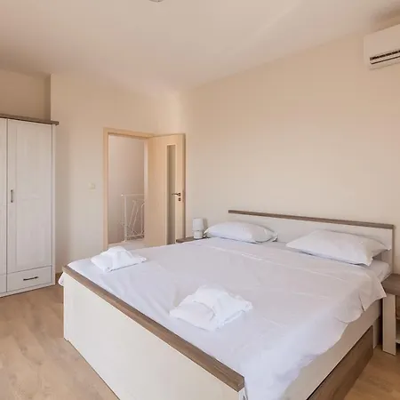 빌라 Victoria Residences