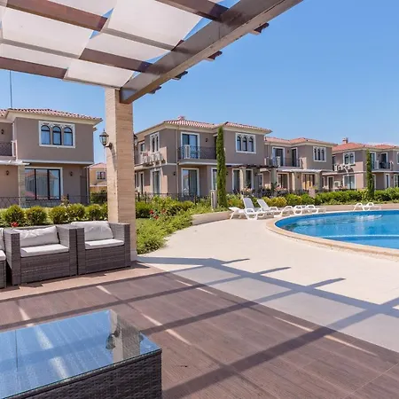 Victoria Residences 빌라 *